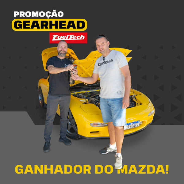 Ganhador do Mazda RX-7 - último prêmio da Promoção Gearhead FuelTech.